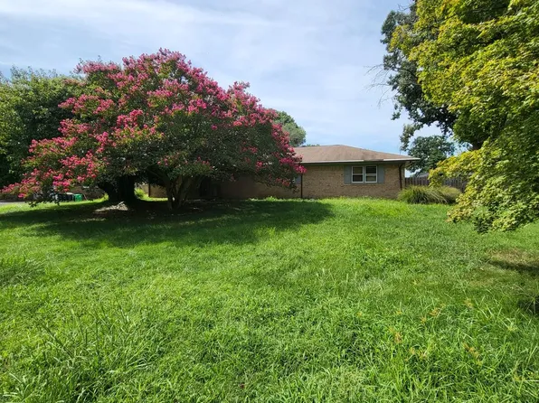 9705 Indian Princess Dr, Fort Washington, MD 20744