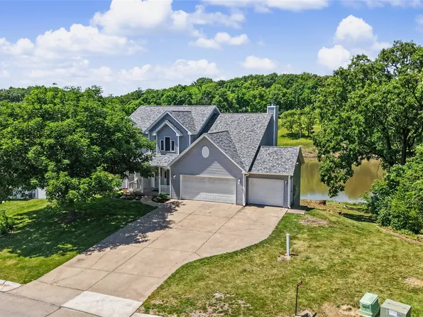 973 202nd Ave, Pella, IA 50219