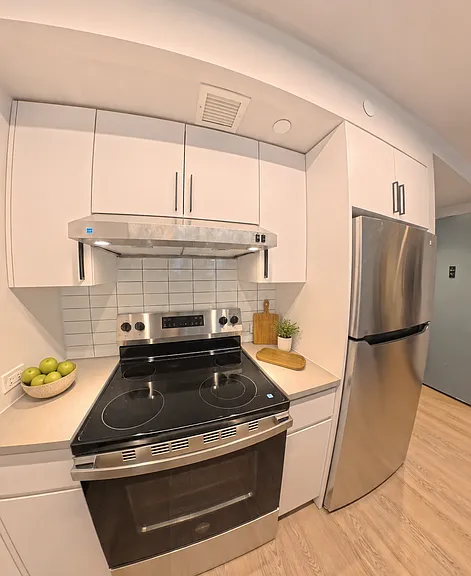509 48th St #8G — Photo 2