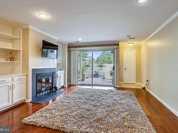4th image of 10204B Willow Mist Ct #38