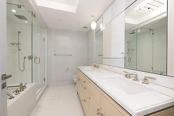 Rented by Domus Realty | media 29