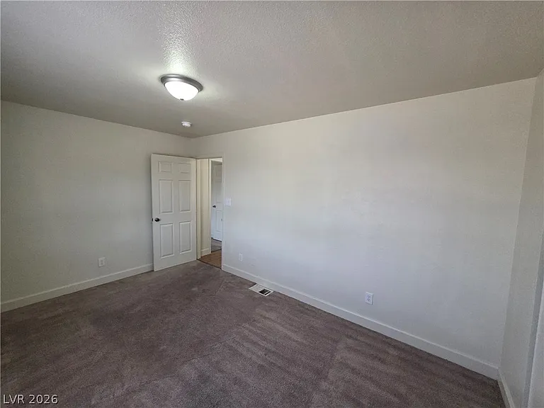 1590 Mustang Dr — Photo 51