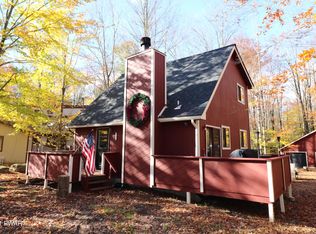 394 N Gate Rd, Lake Ariel, PA 18436