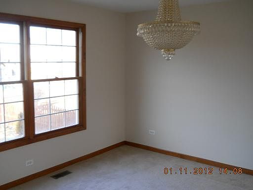 4th image of 16864 Hazelwood Dr