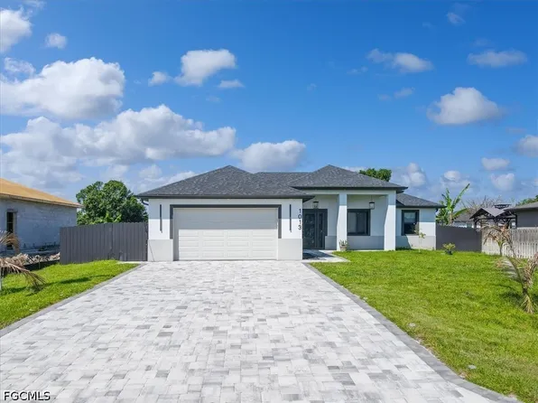 1013 Chaplin Ave, Lehigh Acres, FL 33971