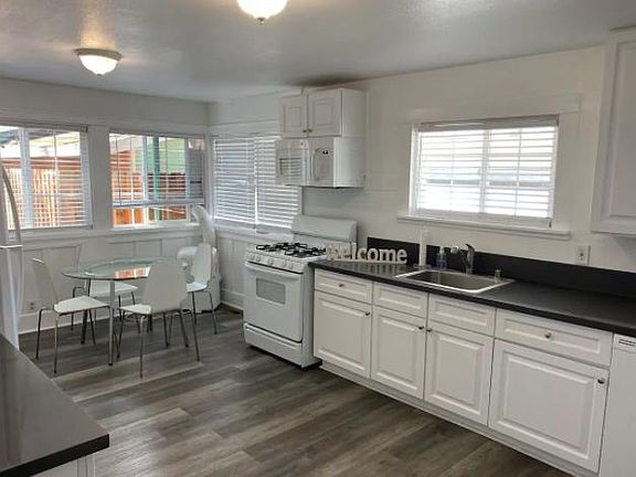 Large Kitchen