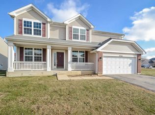 39361 Castleford Ln, Beach Park, IL 60083