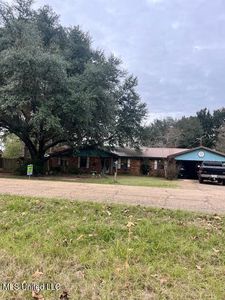 532 McPherson Dr, Monticello, MS, 39654