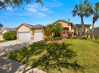 16152 Bridgepark Dr, Lithia, FL 33547
