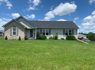 1038 Indian Trl, Lawrenceburg, KY 40342