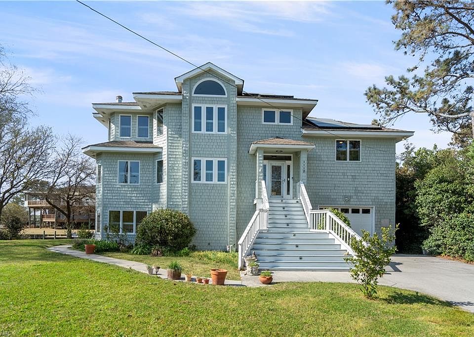 1st image of 304 Ruddy Cres
