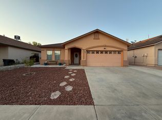 13775 Paseo Las Nubes Dr, Socorro, TX 79928