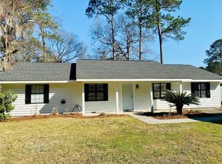 663 Chapel Crossing Rd, Brunswick, GA 31525