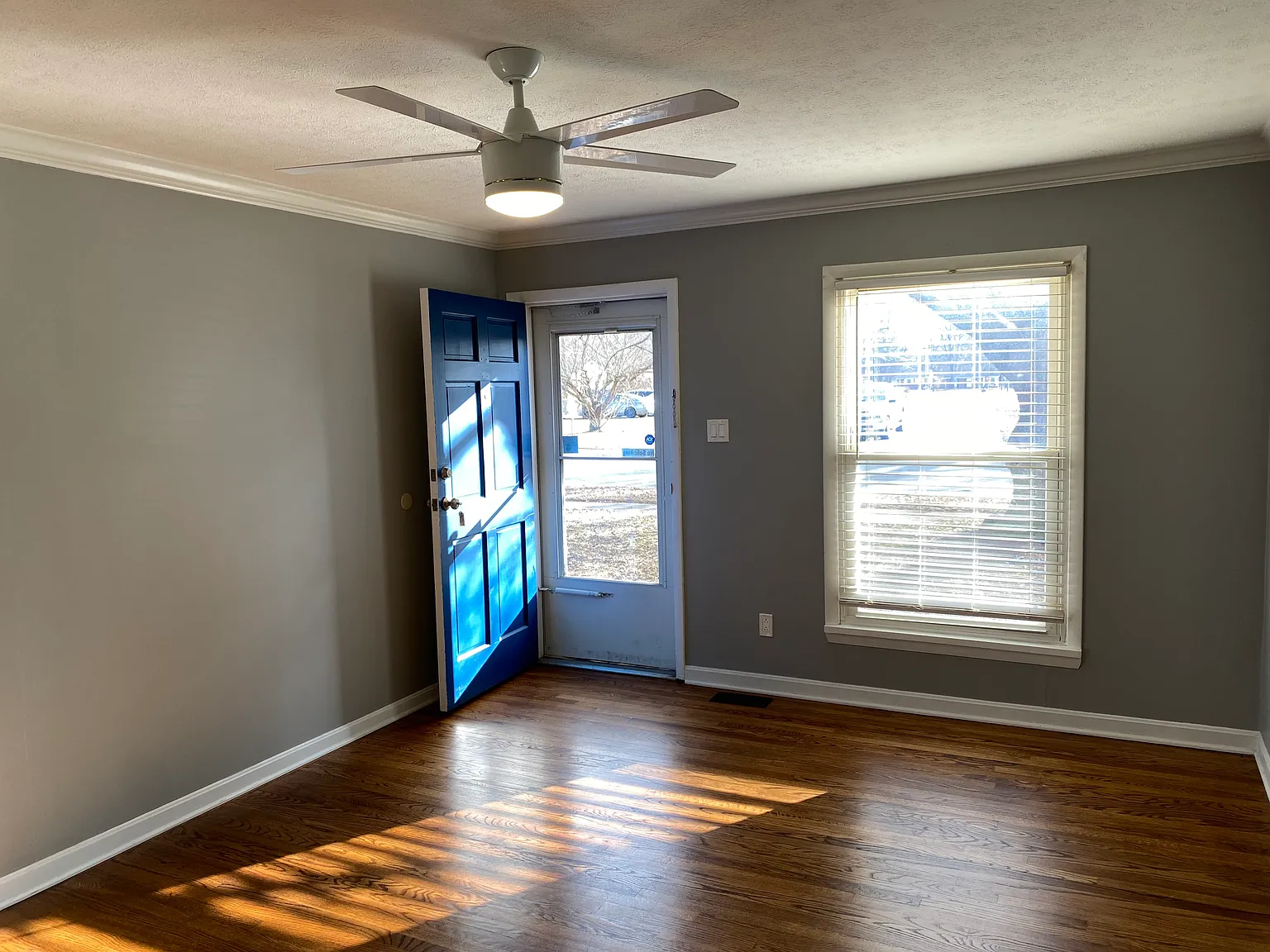3 bed, 995 sqft, $1,600 — Photo 4