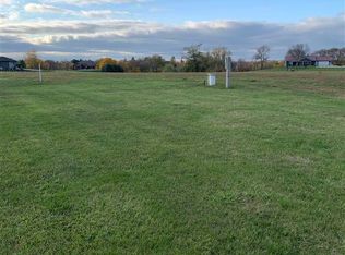 3096 145th Ct, Riverside, IA 52327