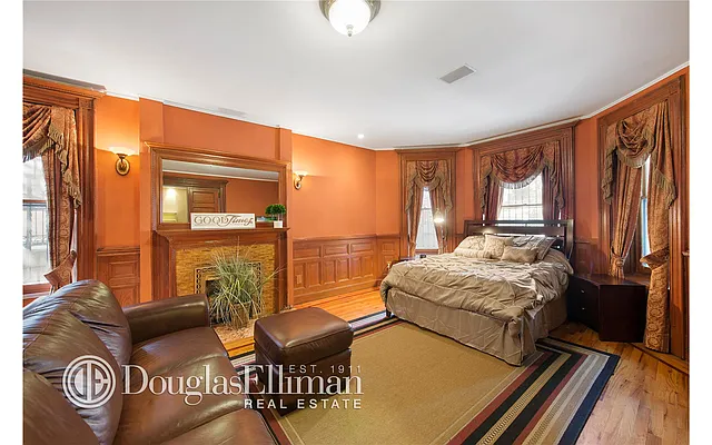 Sold by Douglas Elliman | media 8