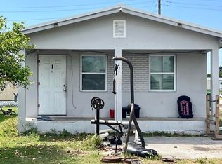 625 Amaryllis Ave, Pahokee, FL 33476