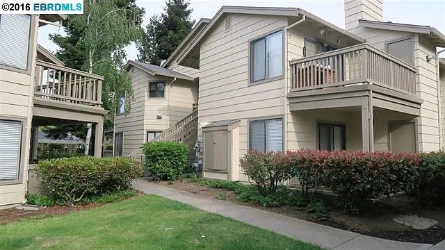 1301 Chelsea photo 1