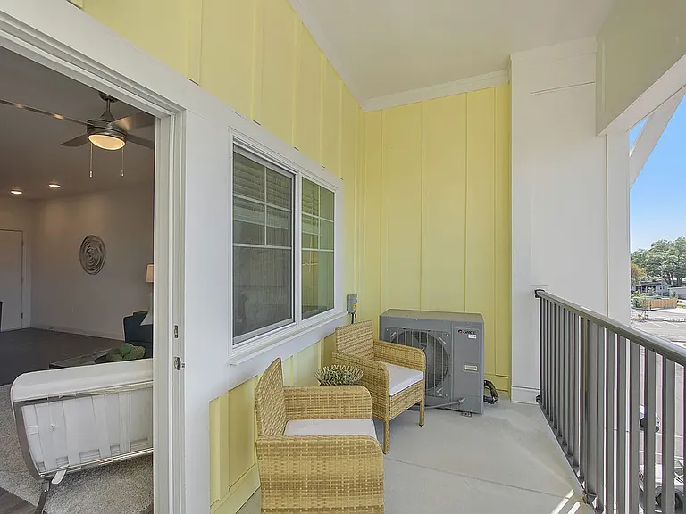 Grand Oak Apartments — Photo 38