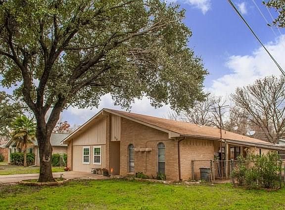 4th image of 514 Campfire Dr