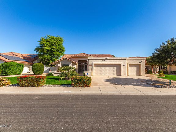3rd image of 13918 W SUMMERSTAR Drive