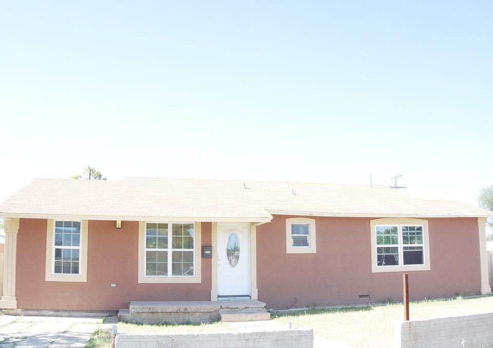 1st image of 1000 W 20th St