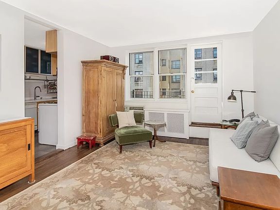 5th image of 100 Overlook Ter APT 82