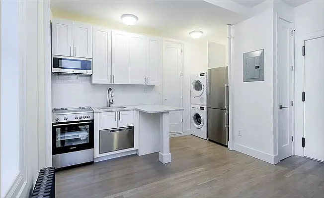 Kitchen, photo 1
