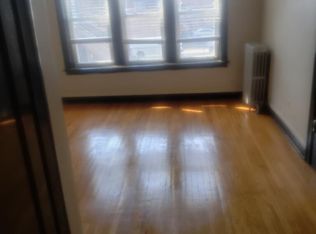 452 E 79th St #210, Chicago, IL 60619