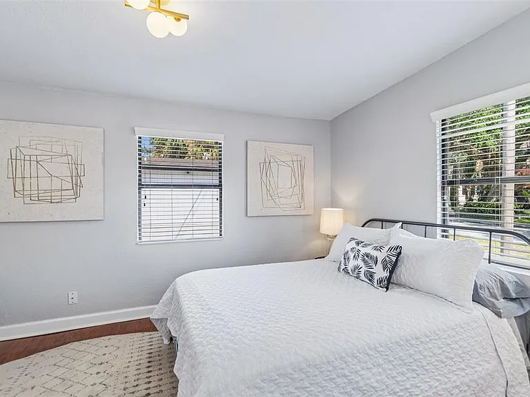 3901 N Ola Ave — Photo 35