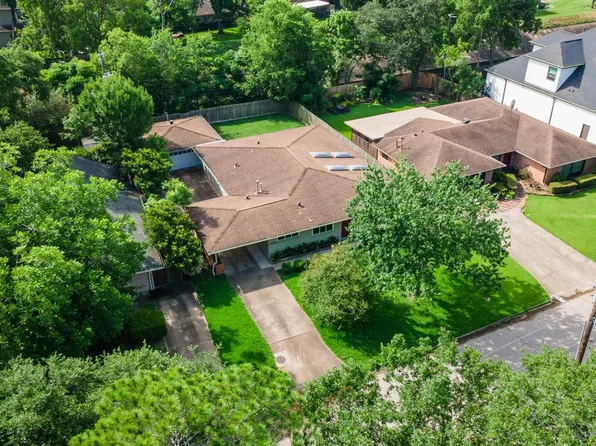 10613 Willowgrove Dr, Houston, TX 77035