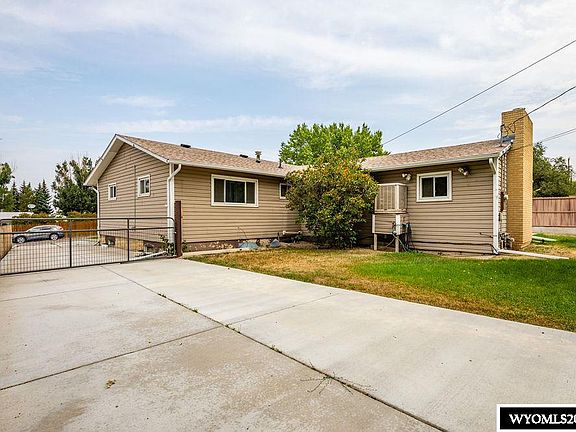 4th image of 1333 McKinley Ave