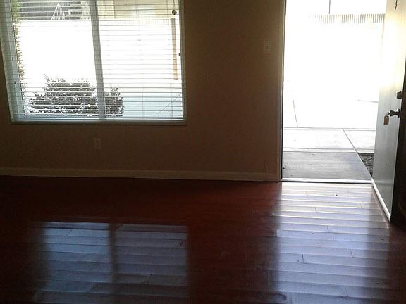 3rd image of 16113 Woodruff Ave APT 4