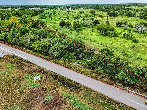 5th image of 1011 County Road 129