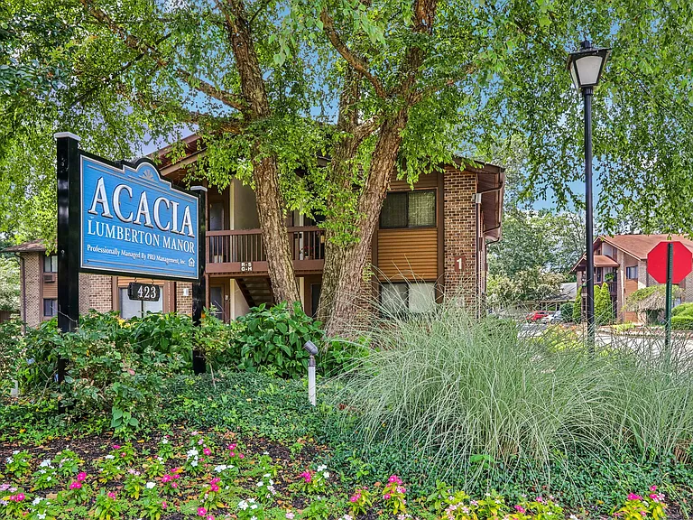 Acacia Lumberton Manor - 62+ Community — Photo 12