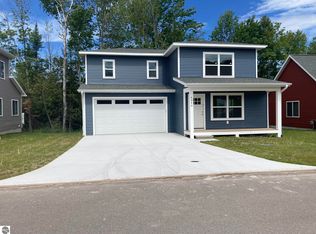 9240 S Flaska Dr, Cedar, MI 49621