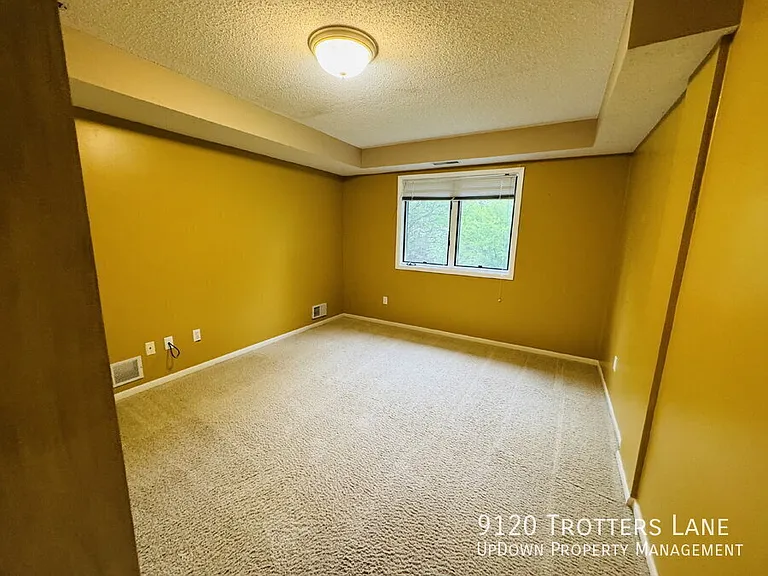 9120 Trotters Ln — Photo 46