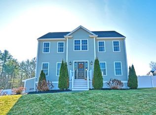 3 Harris Cir, Stoughton, MA 02072