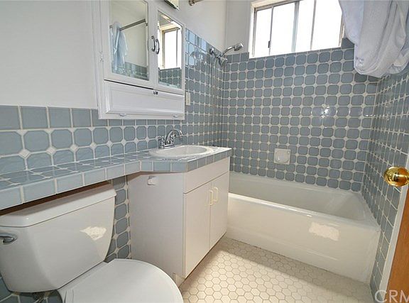 5th image of 16815 S Catalina Ave