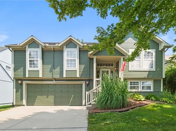 850 W Elizabeth St, Olathe, KS 66061