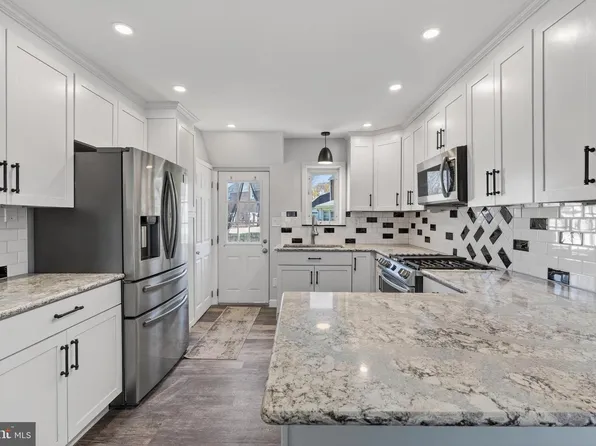 416 Stahl Ave, New Castle, DE 19720