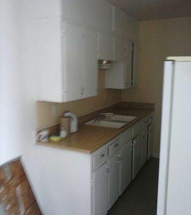 2nd image of 507 Sunset Ln APT B