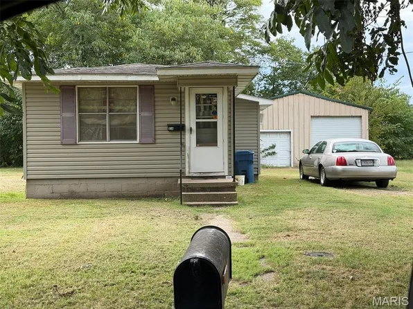 914 Mott St, New Madrid, MO 63869