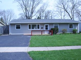 370 Larkdale Row, Wauconda, IL