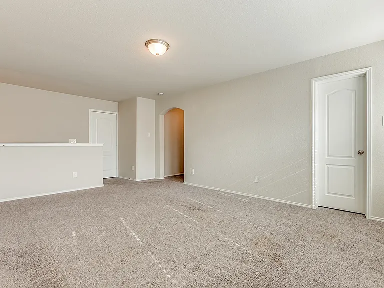 1900 Outpost Creek Ln — Photo 20