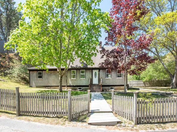 10 Bay View Road, Wellfleet, MA 02667