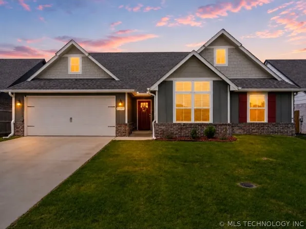 23305 E 101st Pl S, Broken Arrow, OK 74014