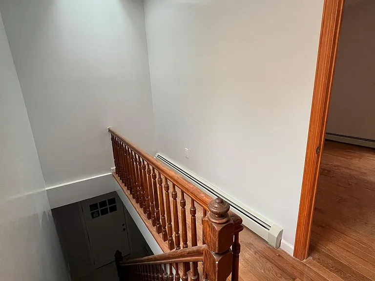 2265 Chatterton Ave #2 — Photo 5