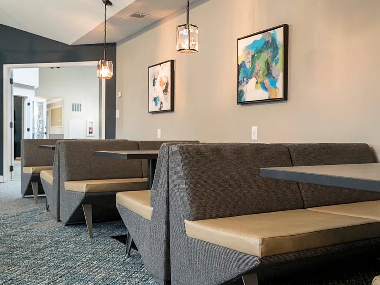 Highland Ridge — Photo 16