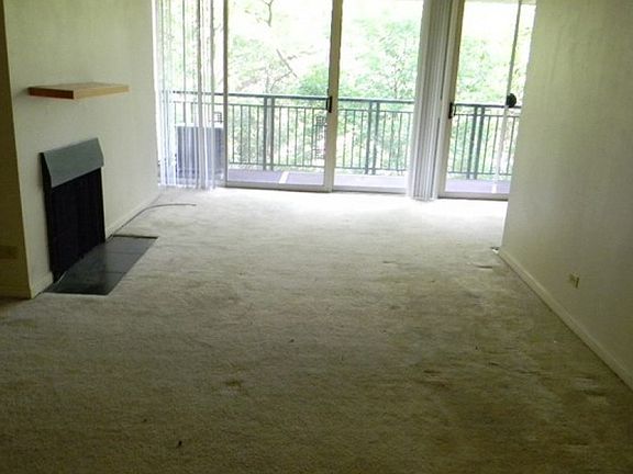 2nd image of 6000 Oakwood Dr #6000-4B